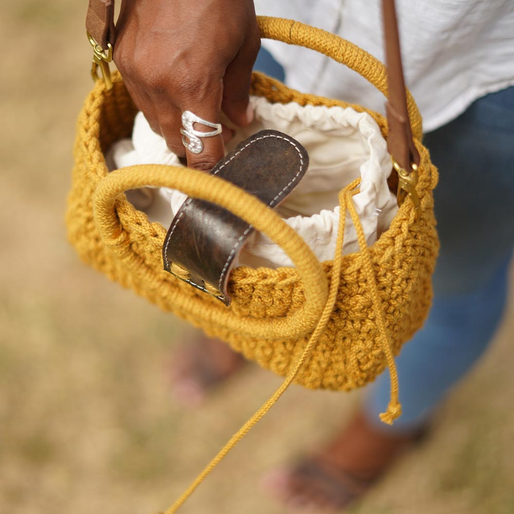 Petit sac à main en crochet style moderne | Collection Ifaty