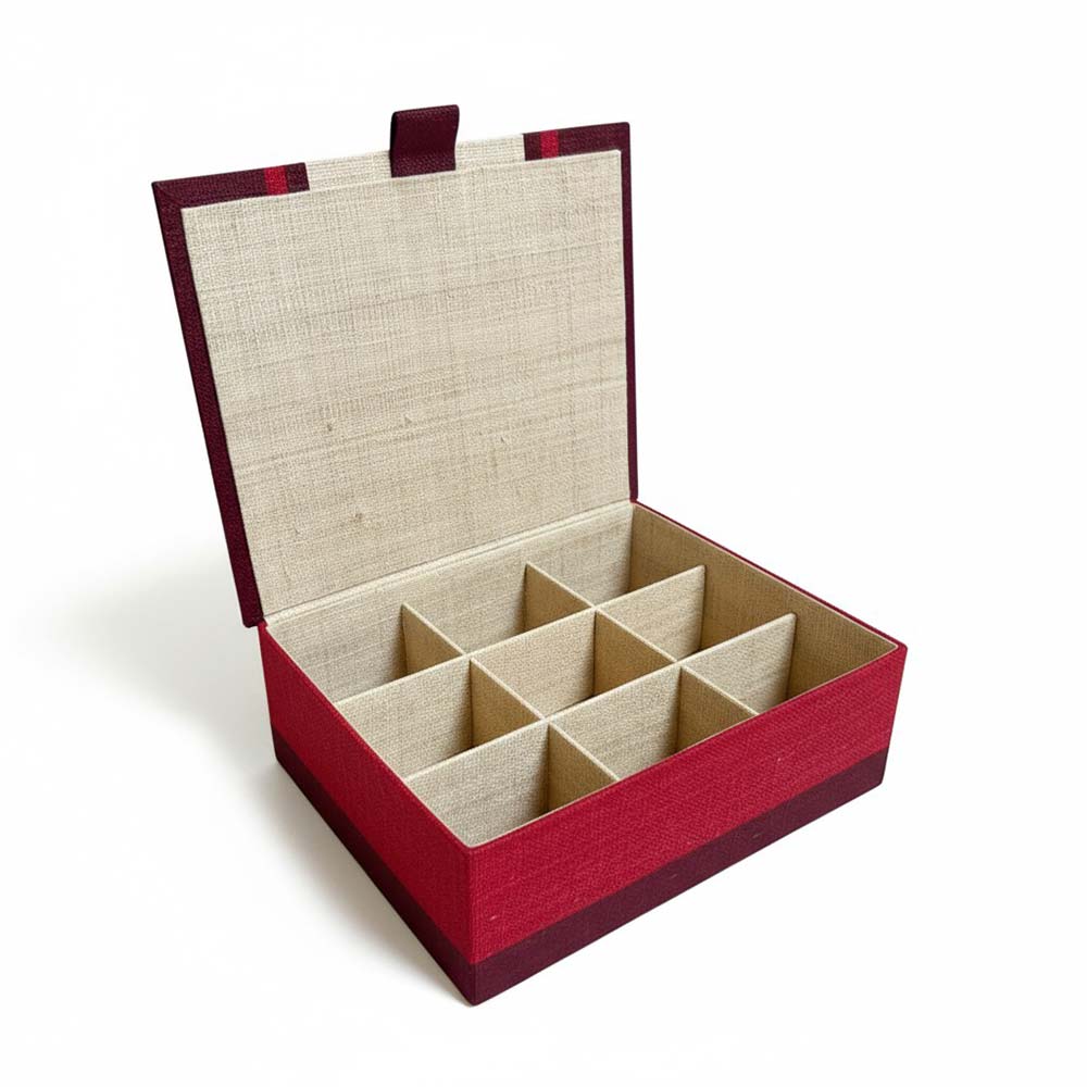 Boite à thé en raphia et bambou artisanal de Madagascar | Rouge