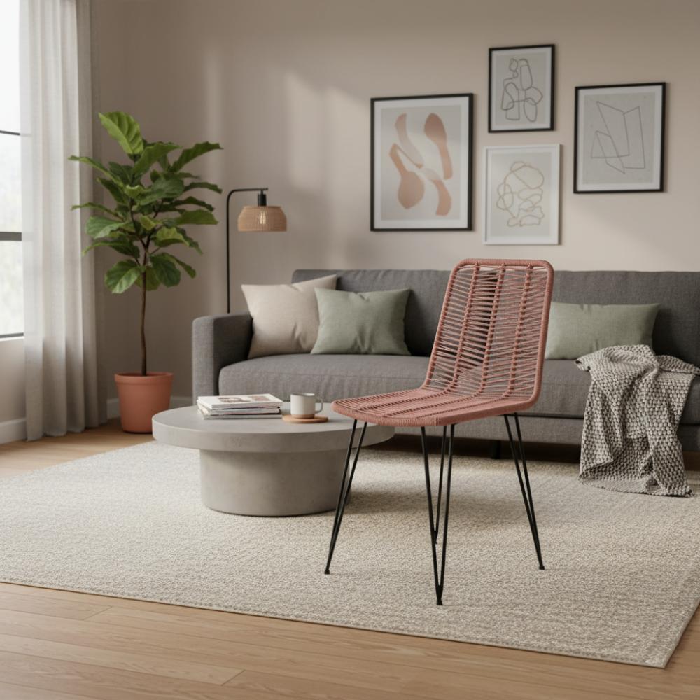 Chaise de salle à manger tressée Rose | Collection AMBOSITRA