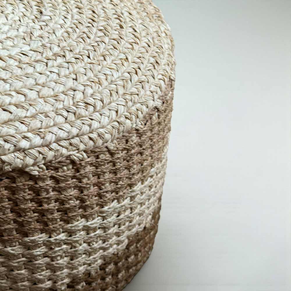 Grand Pouf en Raphia tressé bohème Tricolore