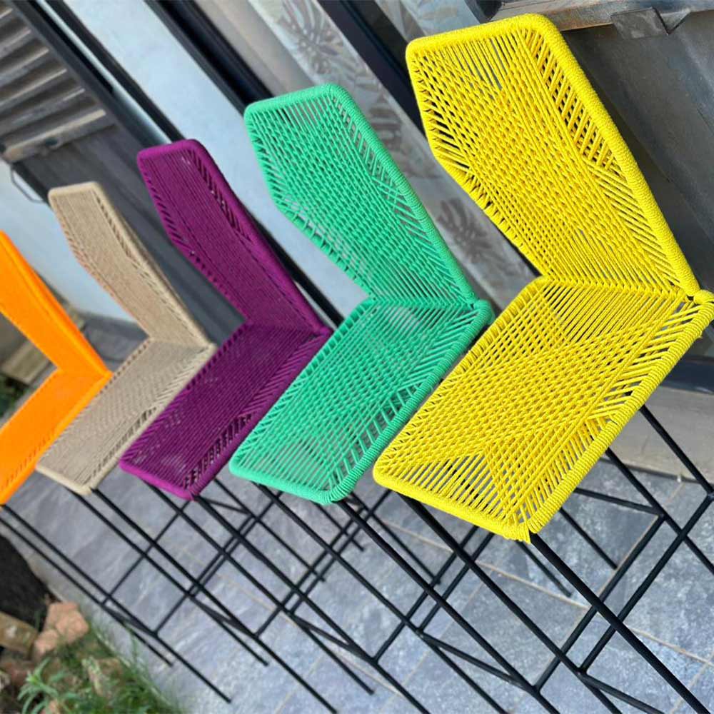 Chaise de bar design en nylon Anthracite | Collection Sambava