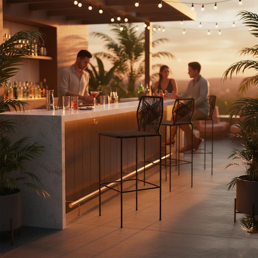 Chaise de bar design en nylon Noir | Collection Sambava