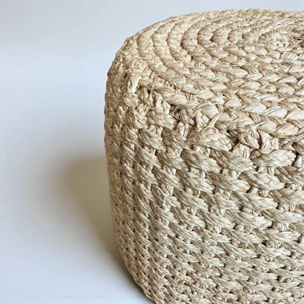 Pouf Moyen en Raphia tressé beige